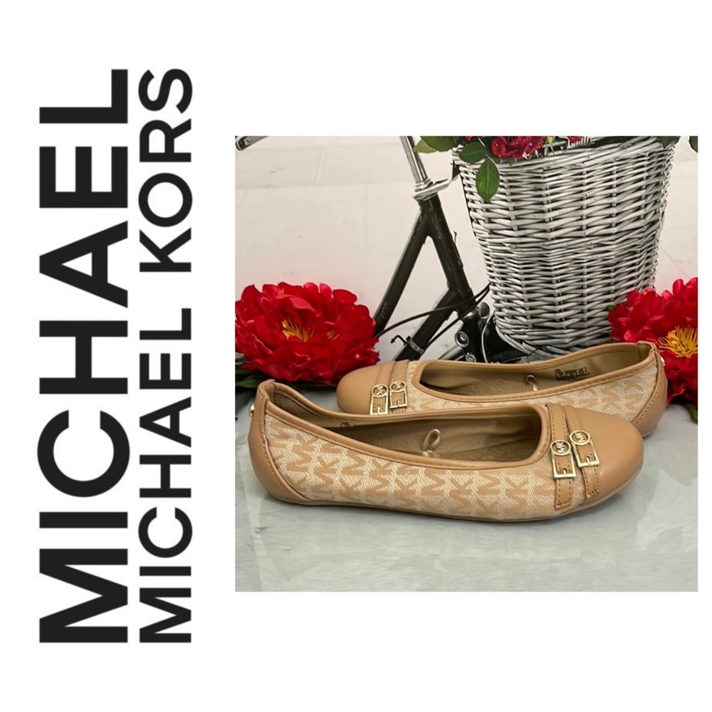 Michael Kors Flats Size-4
